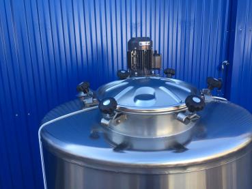 Preview: 1000L stainless steel vessel with propeller agitator