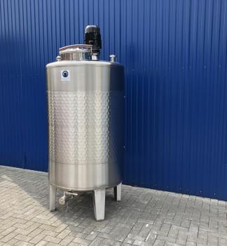 Preview: 1533L stainless steel vessel with thermoplate and dissolver disc agitator