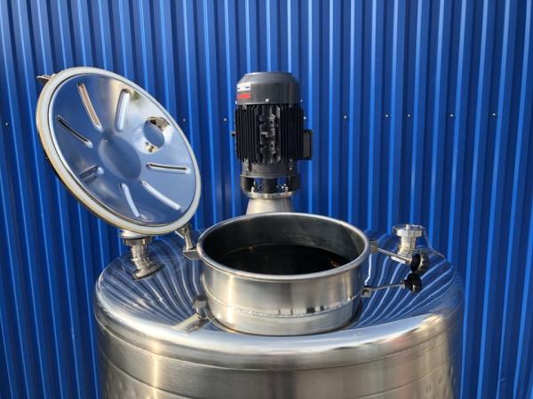 1000L stainless steel vessel with thermoplate and dissolver agitator