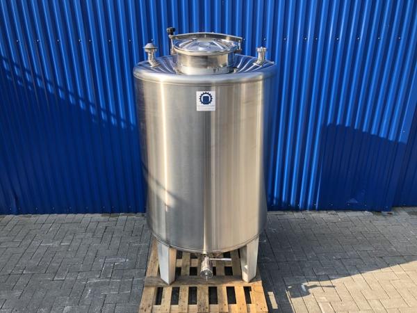 1305L stainless steel vessel